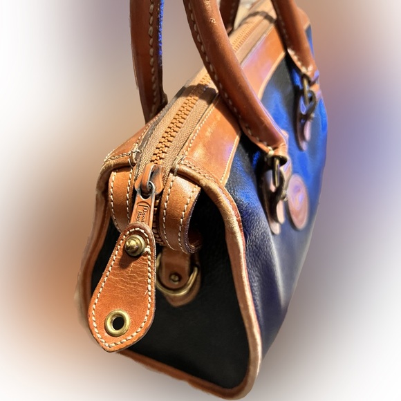 Dooney & Bourke Handbags - Dooney and Bourke All weather leather bag